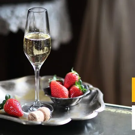 Bed and Breakfast Elise Park 4*
