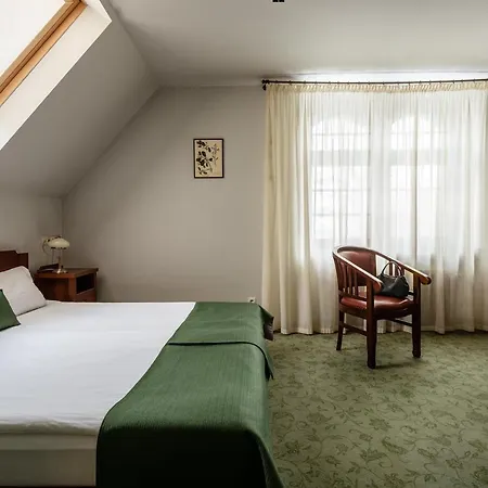 Bed and Breakfast Elise Park 4*