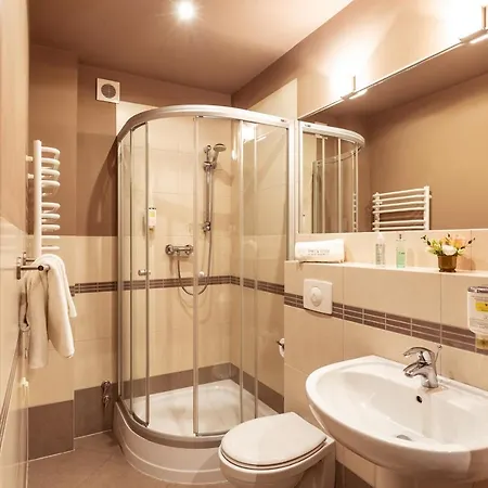 Nocleg ze śniadaniem Elise Park Stronie Śląskie