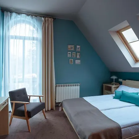 Nocleg ze śniadaniem Elise Park 4*