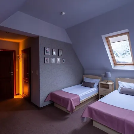 Nocleg ze śniadaniem Elise Park 4*