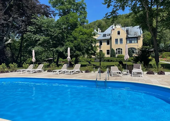 Elise Park Отель типа 